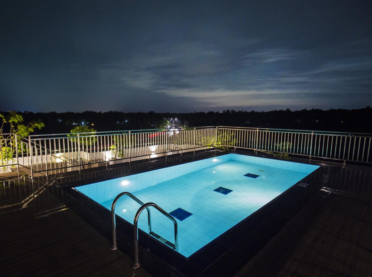 Grand 7 Hotel -Kesbewa Філяндала Екстер'єр фото